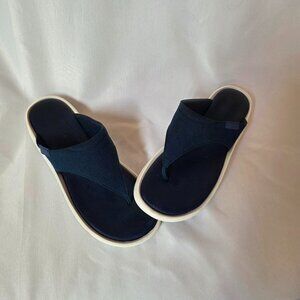 Easy Spirit Flip Flop Sandals | Size 9.5 | Navy Blue